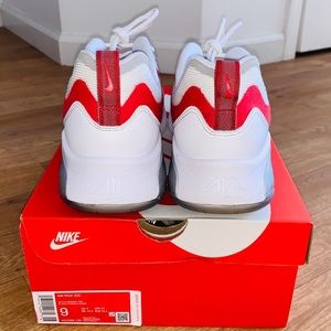 Nike Shoes - Nike red and white air max 200 Nike Shoes - Nike red and white air max 200